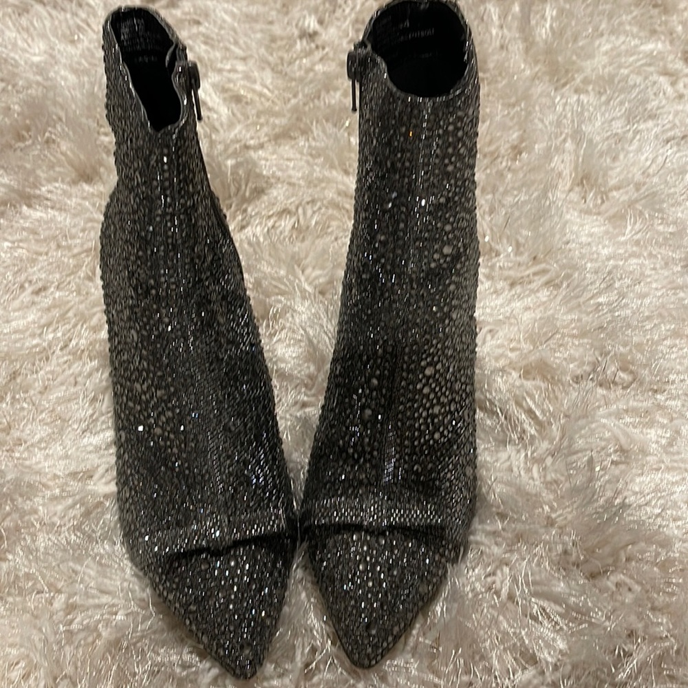 Silver Stone Booties *****No Box ***